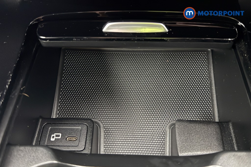 Mercedes-Benz A Class Amg Line Automatic Petrol Hatchback - Stock Number (1667806) - 15th supplementary image