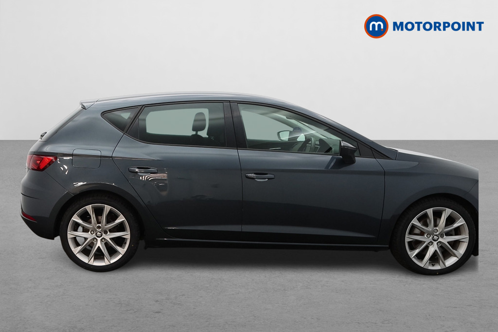 Seat Leon Fr Sport Manual Petrol Hatchback - Stock Number (1668622) - Drivers side