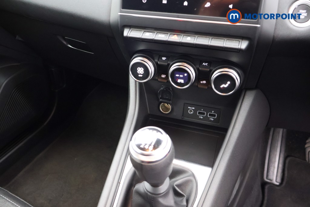 Renault Captur Evolution Manual Petrol SUV - Stock Number (1669014) - 12th supplementary image