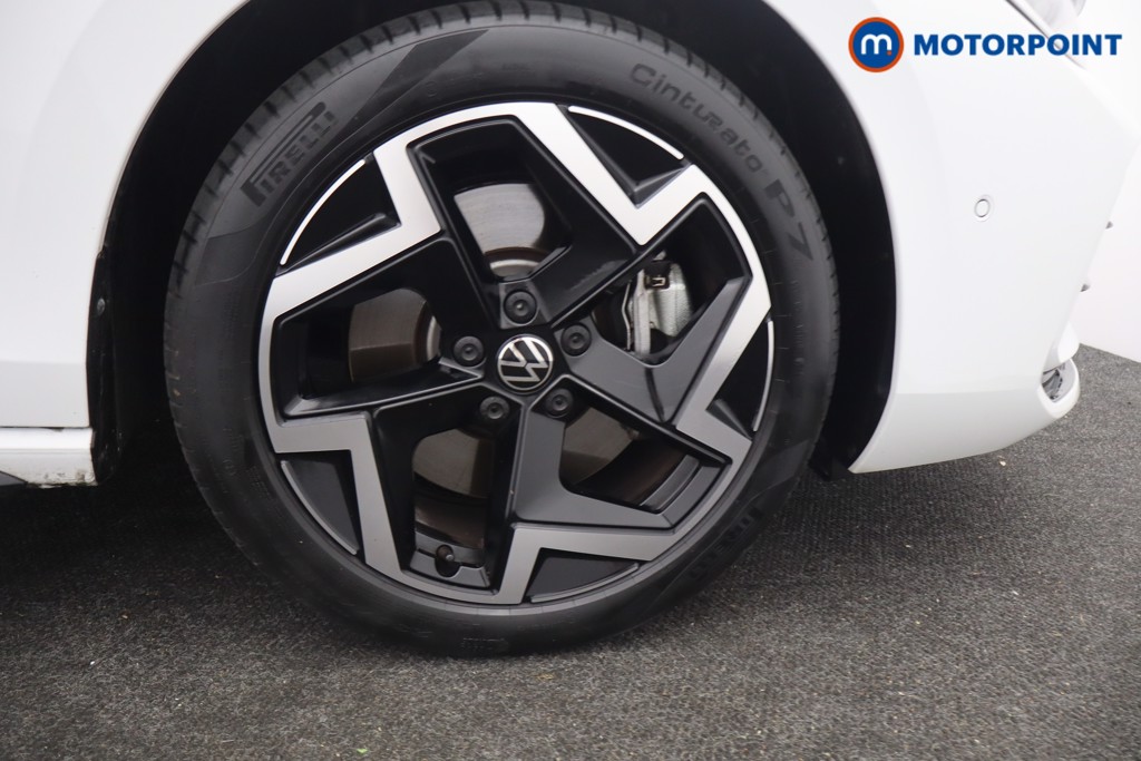 Volkswagen Passat R-Line Automatic Petrol Plug-In Hybrid Estate - Stock Number (1669389) - 30th supplementary image