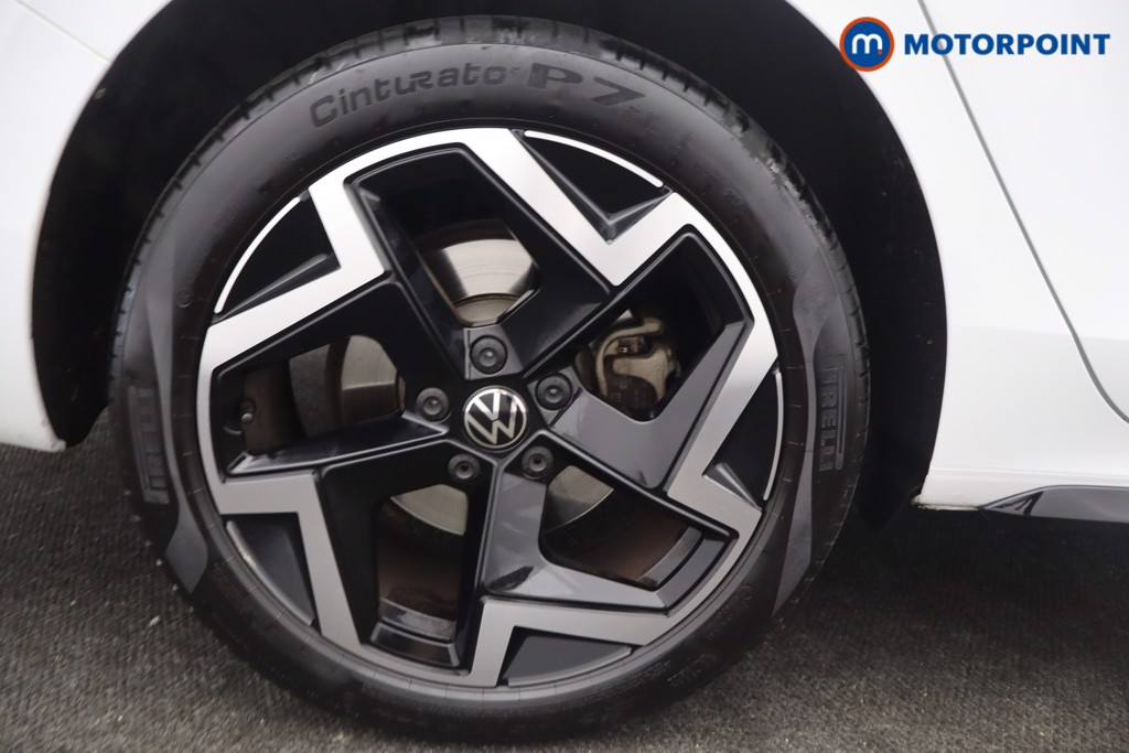 Volkswagen Passat R-Line Automatic Petrol Plug-In Hybrid Estate - Stock Number (1669389) - 31st supplementary image