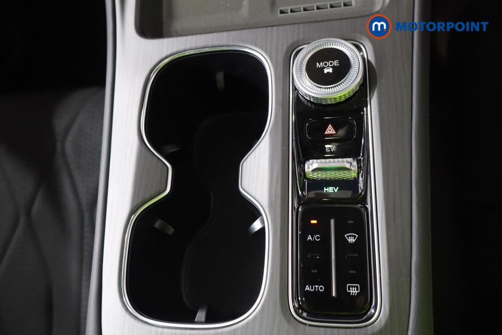 Chery Tiggo 8 Summit Automatic Petrol Plug-In Hybrid SUV - Stock Number (1669613) - 4th supplementary image