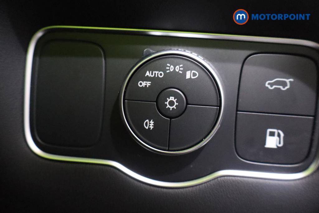 Chery Tiggo 8 Summit Automatic Petrol Plug-In Hybrid SUV - Stock Number (1669613) - 8th supplementary image