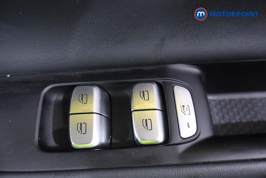 Chery Tiggo 8 Summit Automatic Petrol Plug-In Hybrid SUV - Stock Number (1669613) - 9th supplementary image