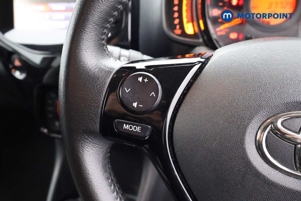 Toyota Aygo X-Press Manual Petrol Hatchback - Stock Number (1669695) - 5th supplementary image