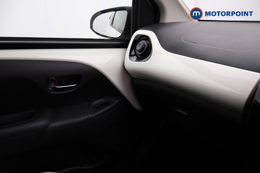 Toyota Aygo X-Press Manual Petrol Hatchback - Stock Number (1669695) - 14th supplementary image