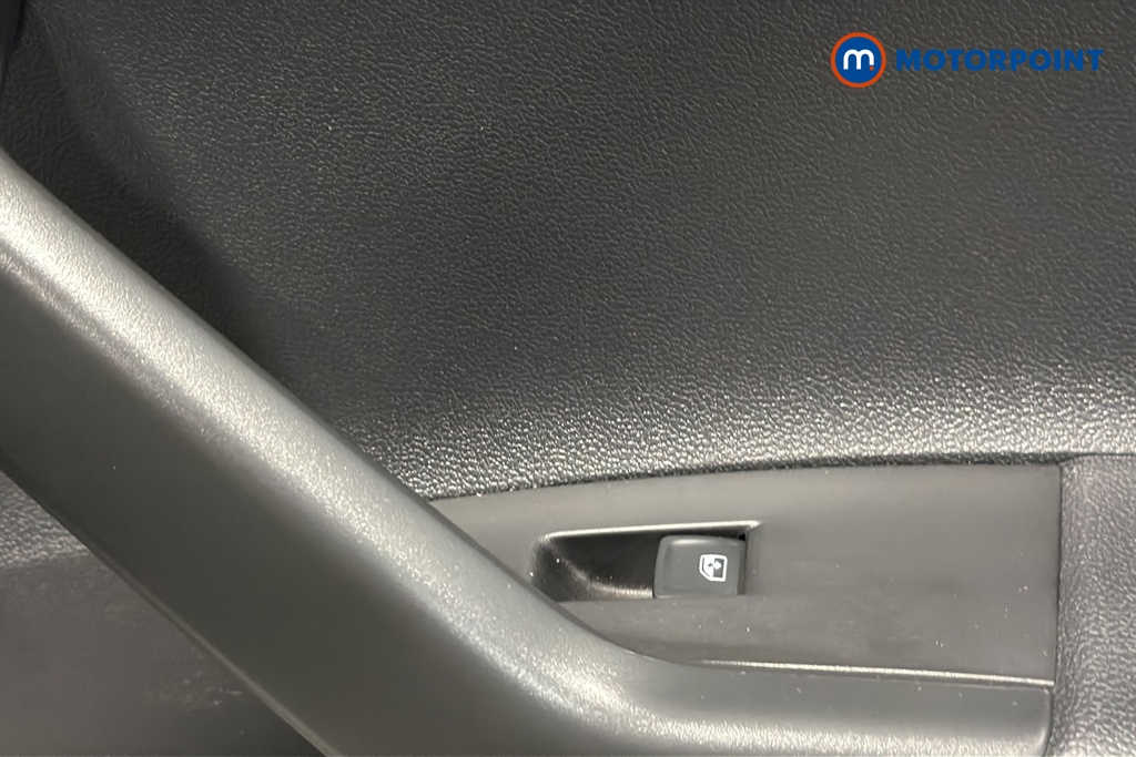 Volkswagen Polo Life Manual Petrol Hatchback - Stock Number (1669979) - 993rd supplementary image
