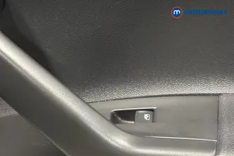 Volkswagen Polo Life Manual Petrol Hatchback - Stock Number (1669979) - 993rd supplementary image