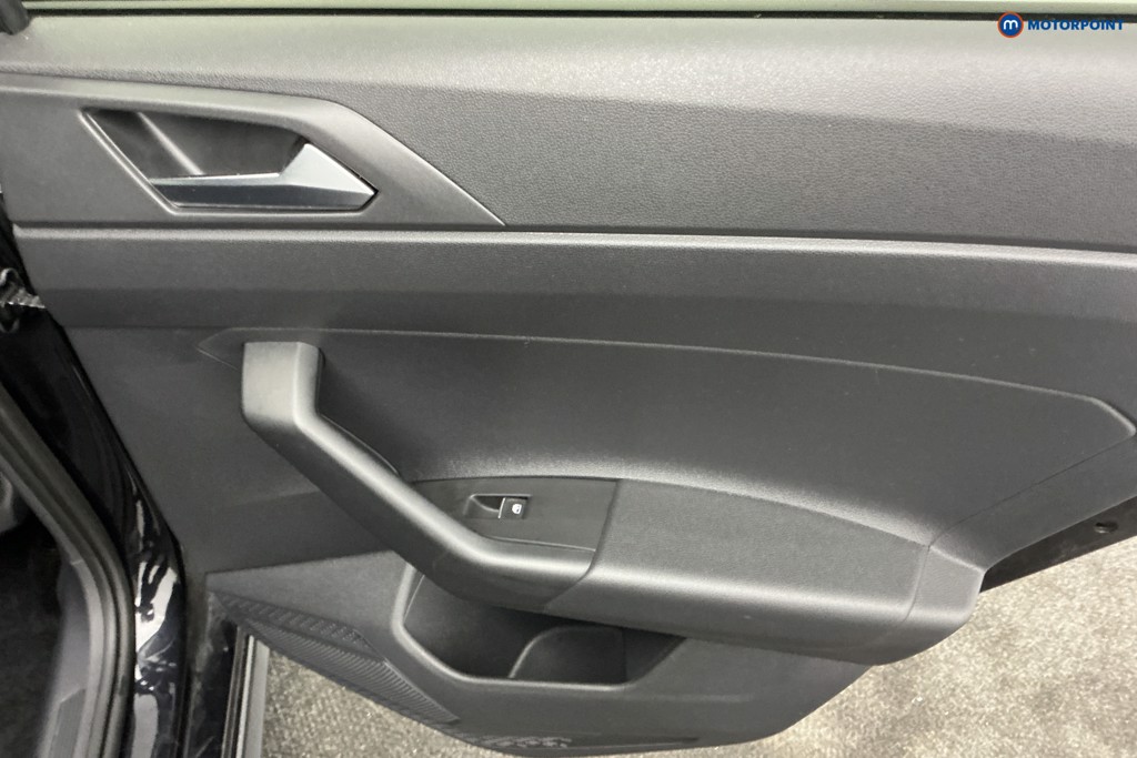 Volkswagen Polo R-Line Manual Petrol Hatchback - Stock Number (1670134) - 26th supplementary image