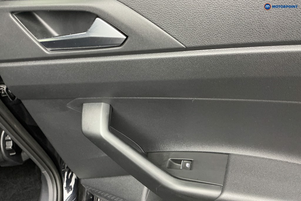 Volkswagen Polo R-Line Manual Petrol Hatchback - Stock Number (1670134) - 27th supplementary image