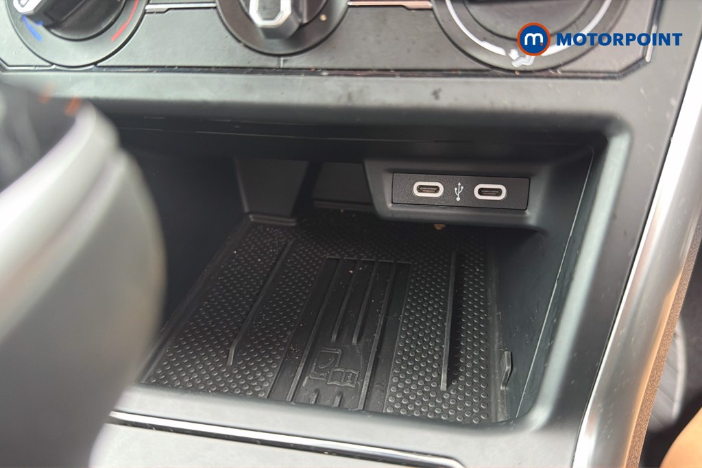 Volkswagen Polo Match Automatic Petrol Hatchback - Stock Number (1670135) - 10th supplementary image