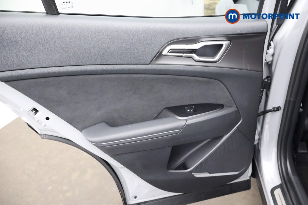 KIA Sportage Gt-Line Automatic Petrol-Electric Hybrid SUV - Stock Number (1670292) - 27th supplementary image
