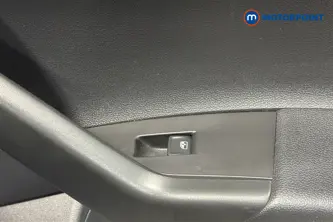 Volkswagen Polo Life Manual Petrol Hatchback - Stock Number (1670383) - 993rd supplementary image