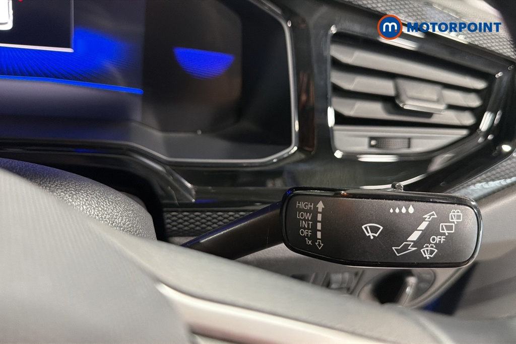 Volkswagen Polo Life Manual Petrol Hatchback - Stock Number (1670383) - 6th supplementary image