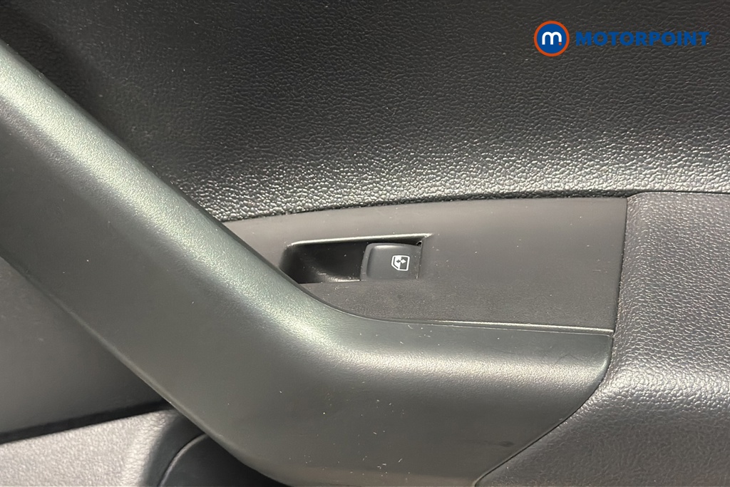 Volkswagen Polo Life Manual Petrol Hatchback - Stock Number (1670384) - 993rd supplementary image