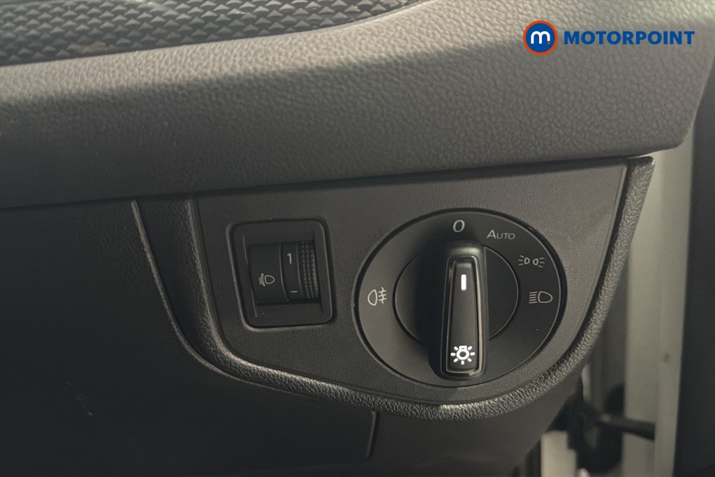 Volkswagen Polo Life Manual Petrol Hatchback - Stock Number (1670384) - 11th supplementary image