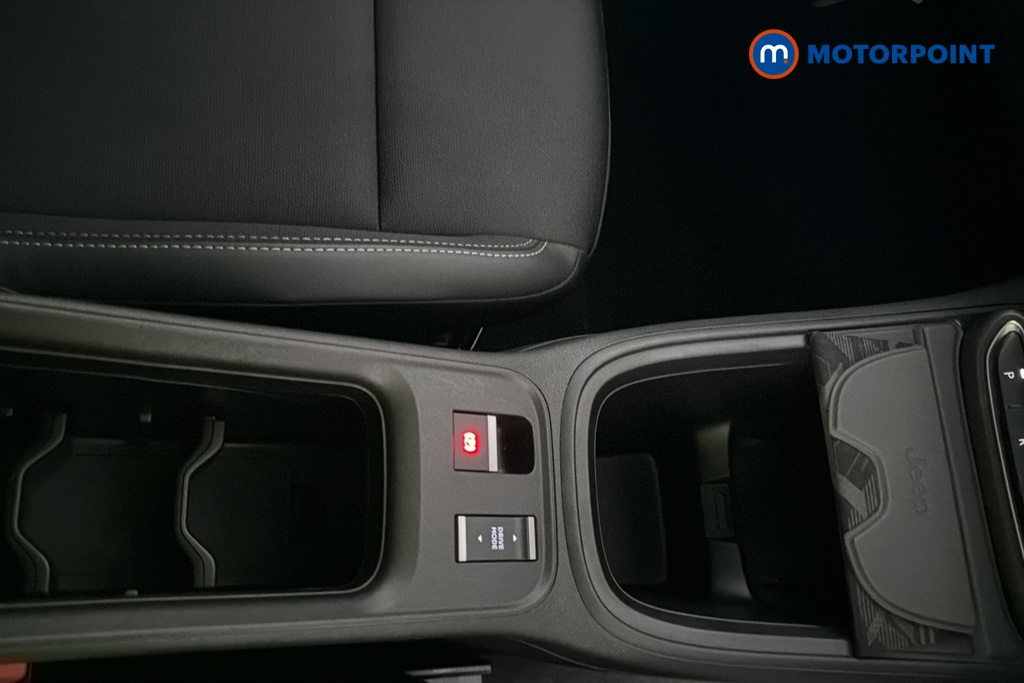 Jeep Avenger Summit Automatic Petrol SUV - Stock Number (1670662) - 15th supplementary image