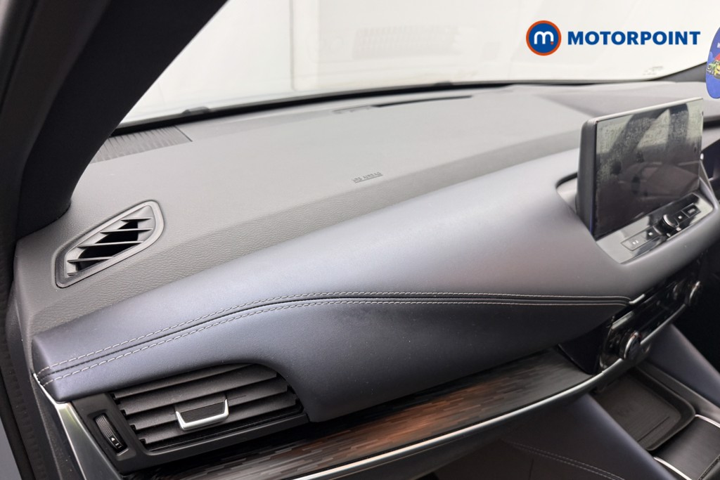 Nissan Qashqai Tekna Manual Petrol SUV - Stock Number (1670672) - 5th supplementary image
