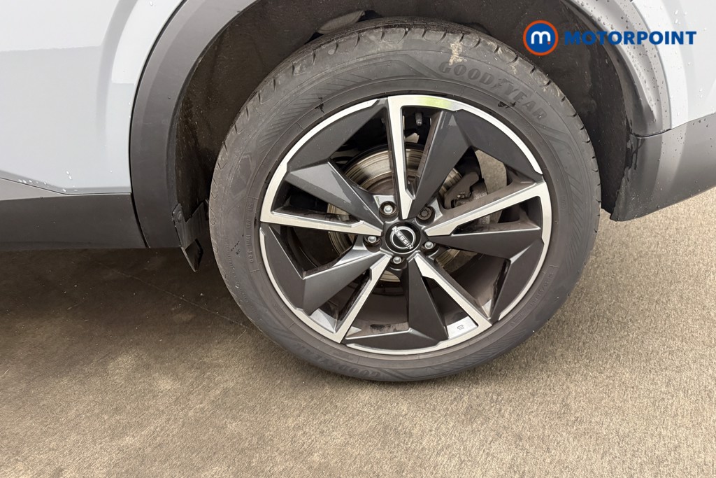 Nissan Qashqai Tekna Manual Petrol SUV - Stock Number (1670672) - 7th supplementary image