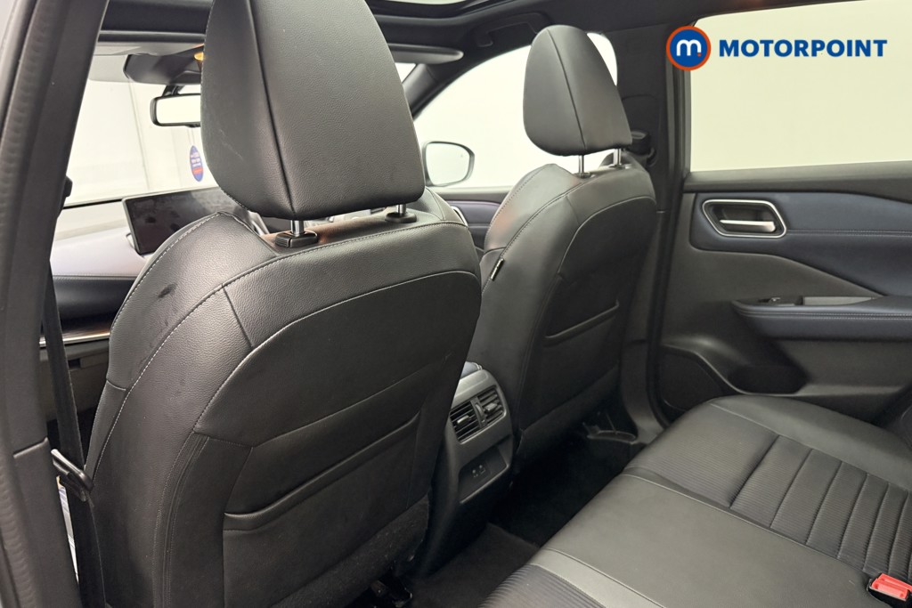 Nissan Qashqai Tekna Manual Petrol SUV - Stock Number (1670672) - 8th supplementary image