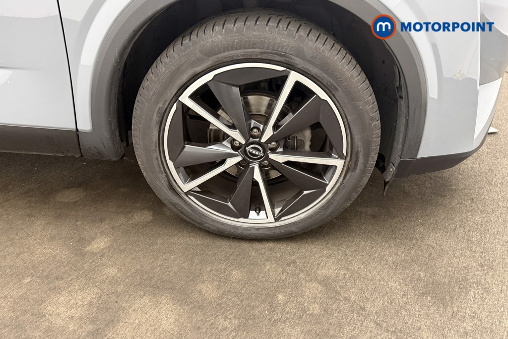 Nissan Qashqai Tekna Manual Petrol SUV - Stock Number (1670672) - 21st supplementary image