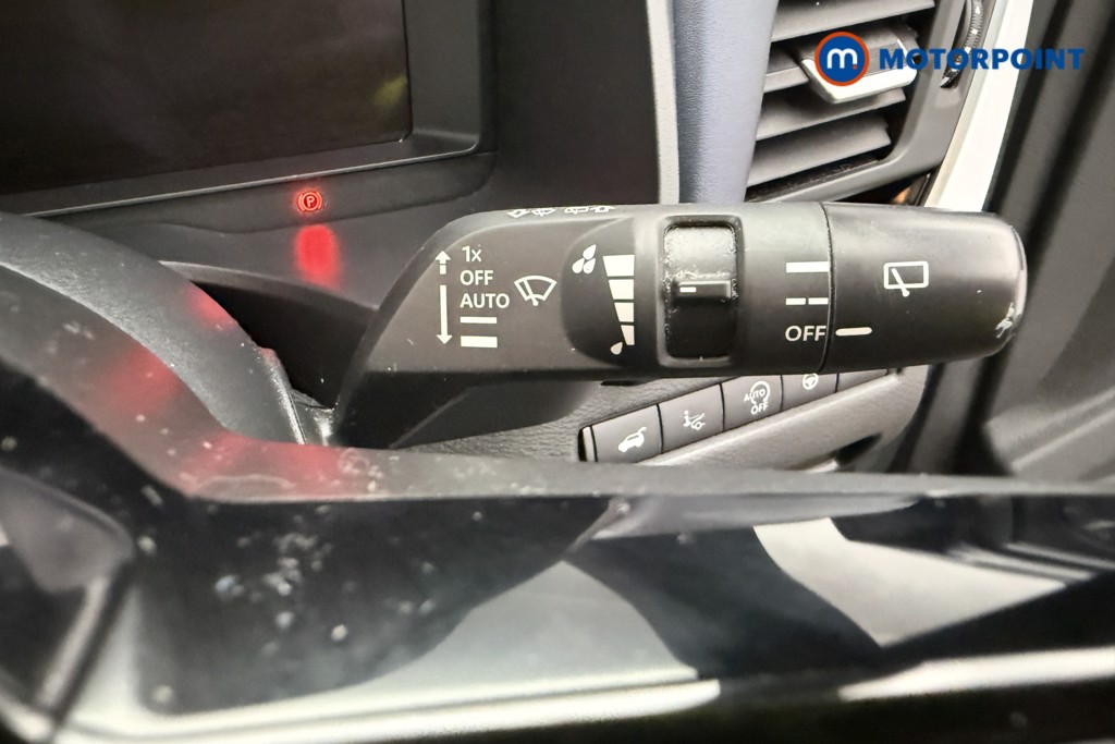 Nissan Qashqai Tekna Manual Petrol SUV - Stock Number (1670672) - 30th supplementary image