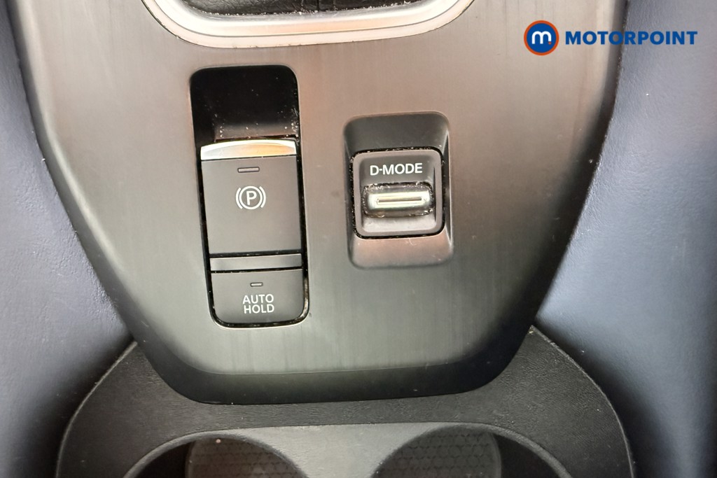 Nissan Qashqai Tekna Manual Petrol SUV - Stock Number (1670672) - 35th supplementary image