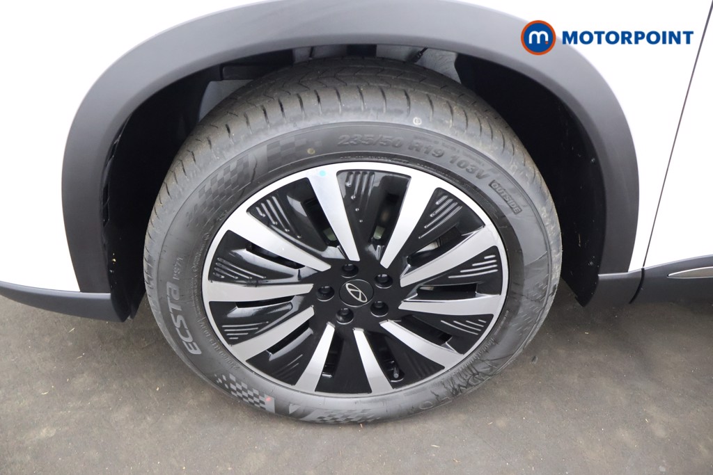 Chery Tiggo 8 Summit Automatic Petrol Plug-In Hybrid SUV - Stock Number (1671401) - 1st supplementary image