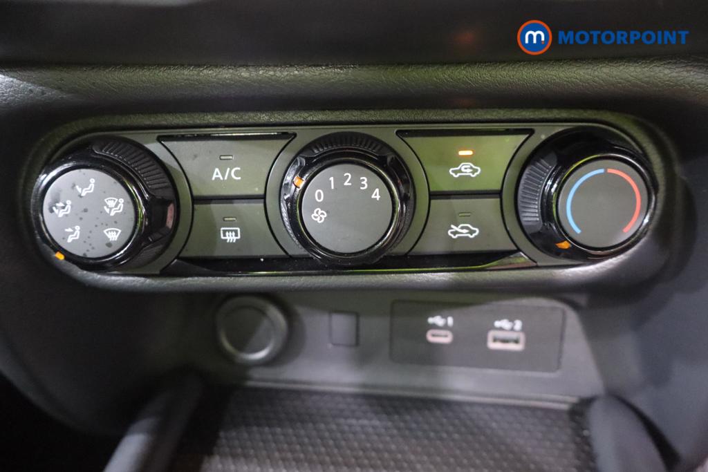 Nissan Juke Acenta Premium Manual Petrol SUV - Stock Number (1671481) - 3rd supplementary image