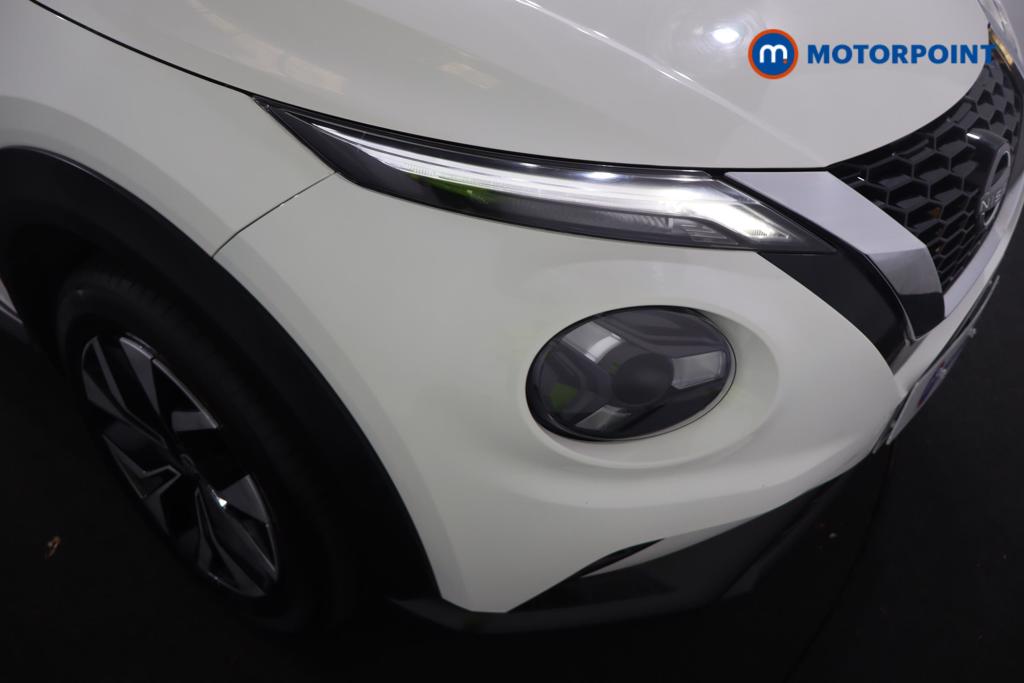 Nissan Juke Acenta Premium Manual Petrol SUV - Stock Number (1671481) - 15th supplementary image