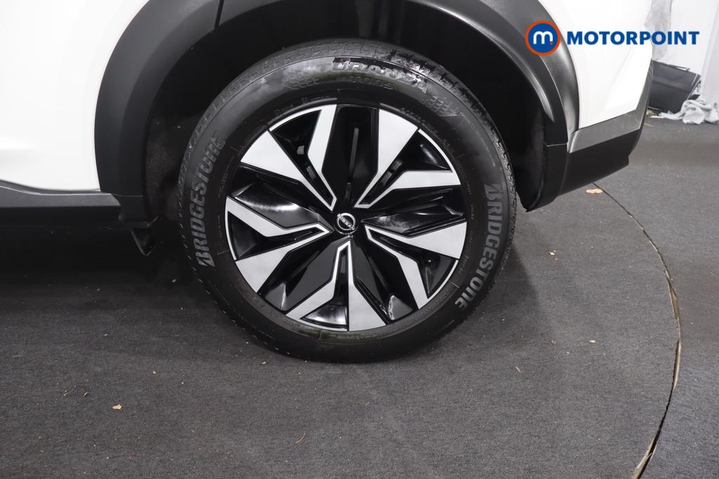 Nissan Juke Acenta Premium Manual Petrol SUV - Stock Number (1671481) - 21st supplementary image