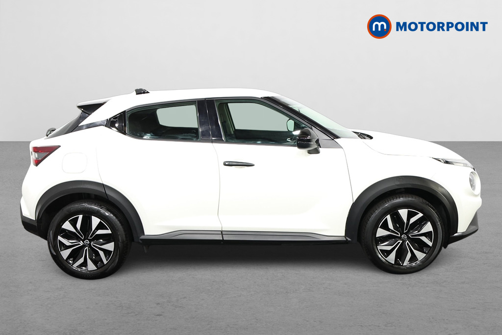 Nissan Juke Acenta Premium Manual Petrol SUV - Stock Number (1671481) - Drivers side