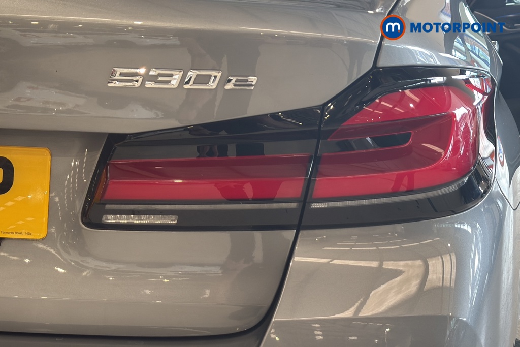 BMW 5 Series M Sport Automatic Petrol Plug-In Hybrid Saloon - Stock Number (1671708) - 36th supplementary image