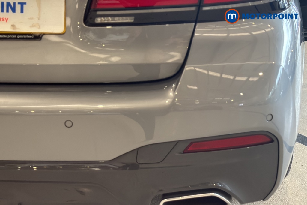 BMW 5 Series M Sport Automatic Petrol Plug-In Hybrid Saloon - Stock Number (1671708) - 39th supplementary image