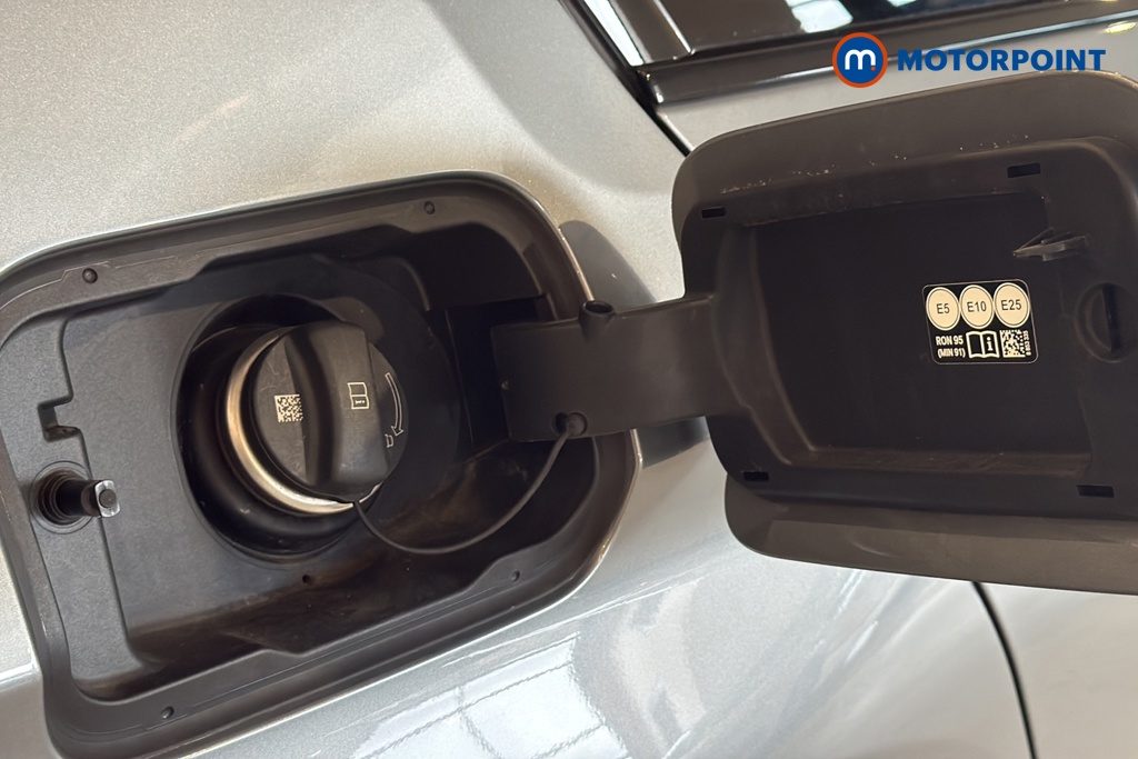 BMW 5 Series M Sport Automatic Petrol Plug-In Hybrid Saloon - Stock Number (1671708) - 41st supplementary image