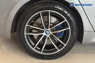 BMW 5 Series M Sport Automatic Petrol Plug-In Hybrid Saloon - Stock Number (1671708) - 46th supplementary image