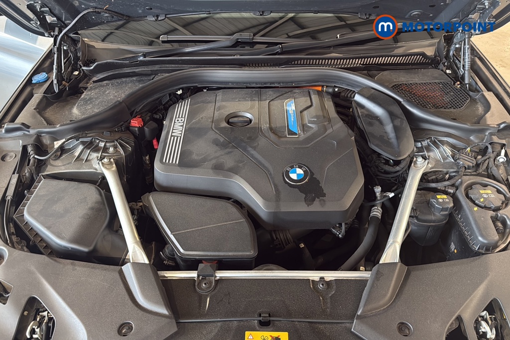 BMW 5 Series M Sport Automatic Petrol Plug-In Hybrid Saloon - Stock Number (1671708) - 48th supplementary image