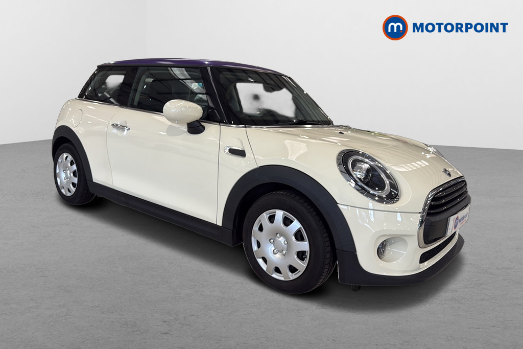 Mini Hatchback One Classic Manual Petrol Hatchback - Stock Number (1671743) - Drivers side front corner