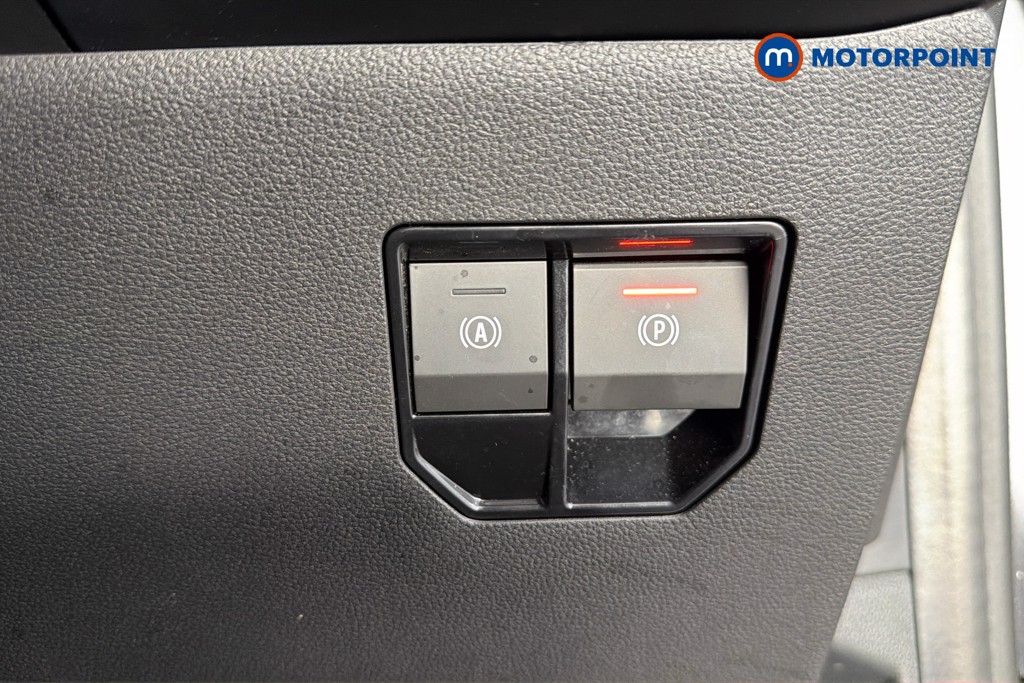 Renault Megane E-Tech Iconic Automatic Electric Hatchback - Stock Number (1671853) - 17th supplementary image