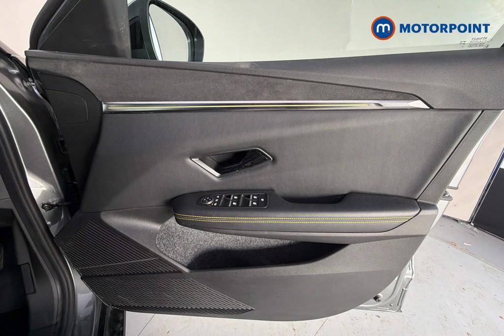 Renault Megane E-Tech Iconic Automatic Electric Hatchback - Stock Number (1671853) - 19th supplementary image