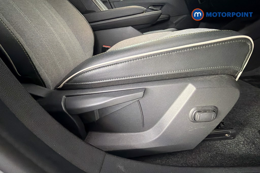 Renault Megane E-Tech Iconic Automatic Electric Hatchback - Stock Number (1671853) - 25th supplementary image