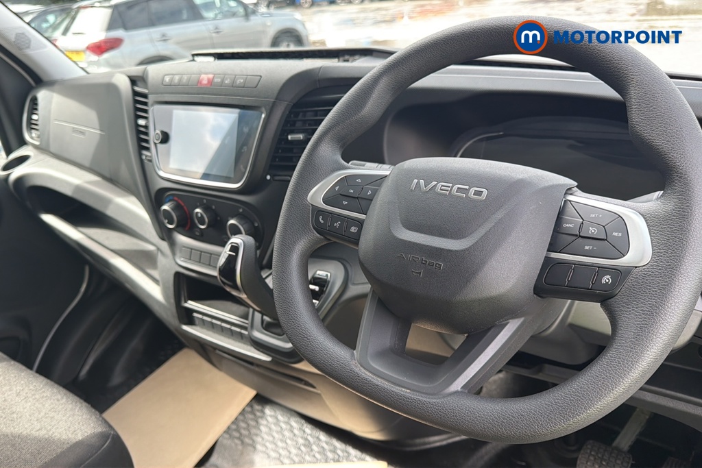 Iveco Daily Business Automatic Diesel High Volume-High Roof Van - Stock Number (1671899) - 2nd supplementary image
