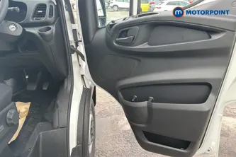 Iveco Daily Business Automatic Diesel High Volume-High Roof Van - Stock Number (1671899) - 18th supplementary image