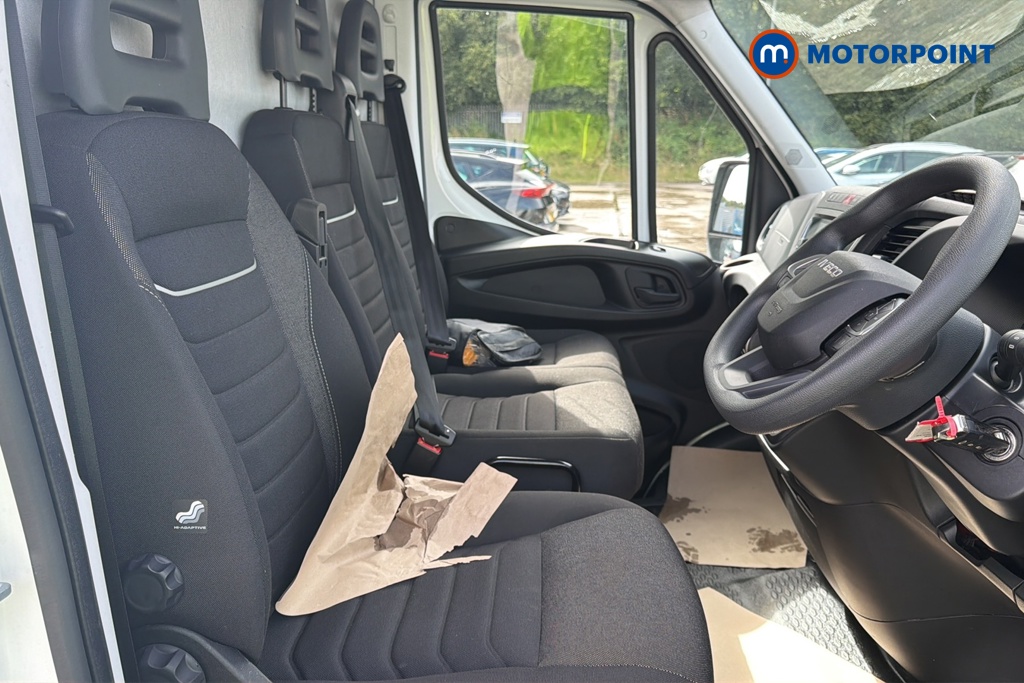 Iveco Daily Business Automatic Diesel High Volume-High Roof Van - Stock Number (1671899) - 22nd supplementary image