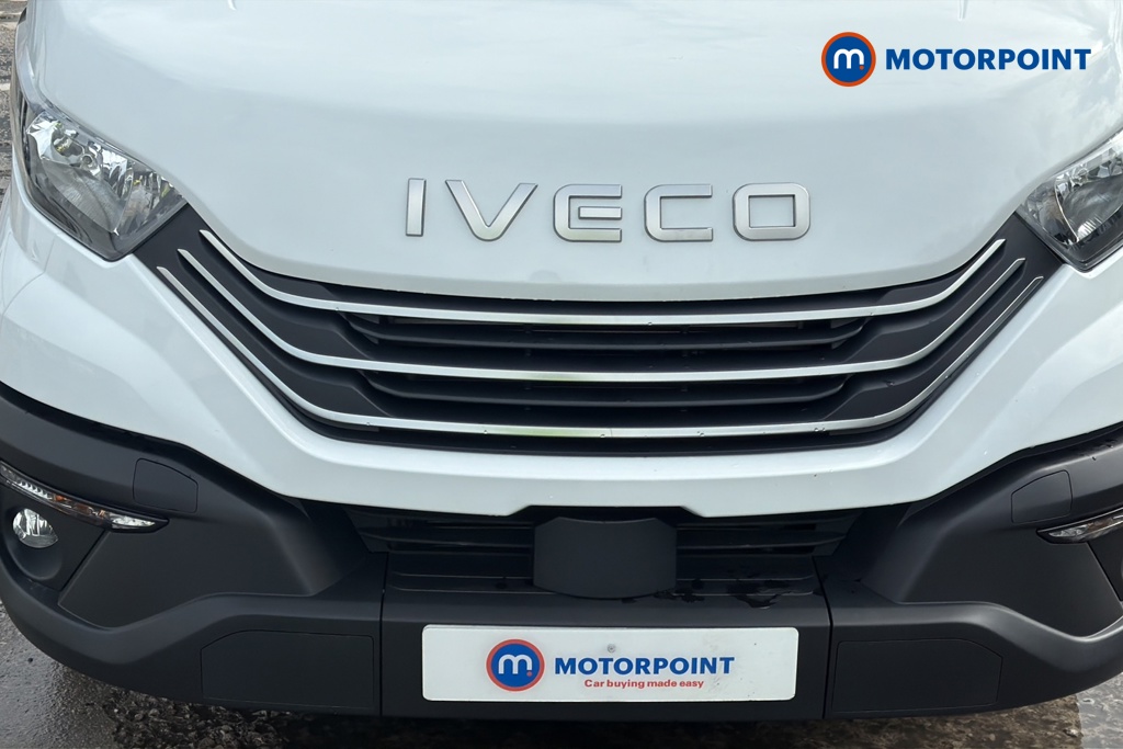 Iveco Daily Business Automatic Diesel High Volume-High Roof Van - Stock Number (1671899) - 43rd supplementary image