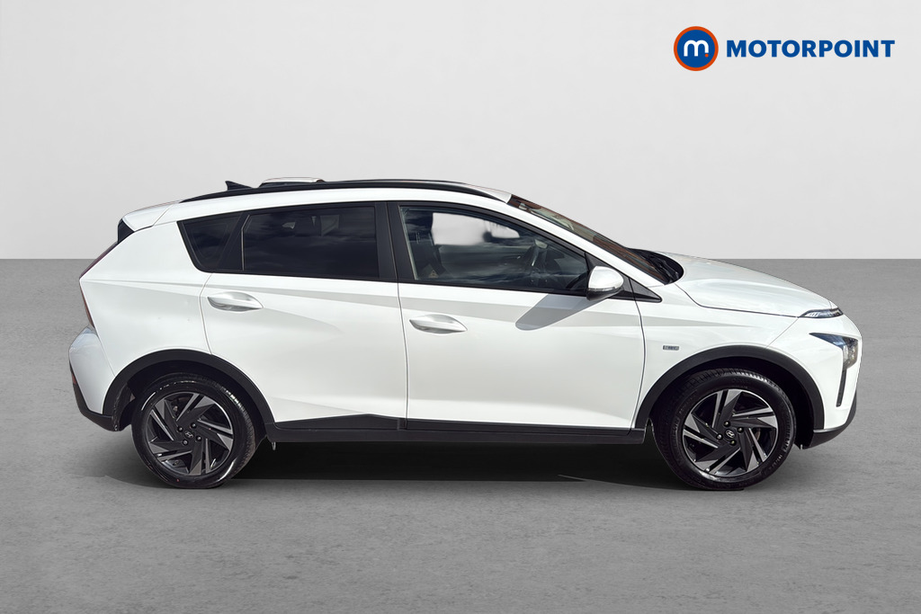 Hyundai Bayon Se Connect Manual Petrol SUV - Stock Number (1672249) - Passenger side