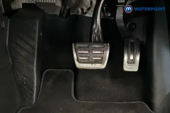 Volkswagen Golf R-Line Automatic Petrol Hatchback - Stock Number (1672315) - 24th supplementary image
