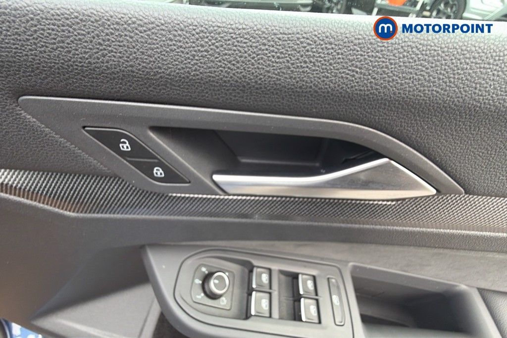Volkswagen Golf Black Edition Manual Petrol Hatchback - Stock Number (1672324) - 4th supplementary image