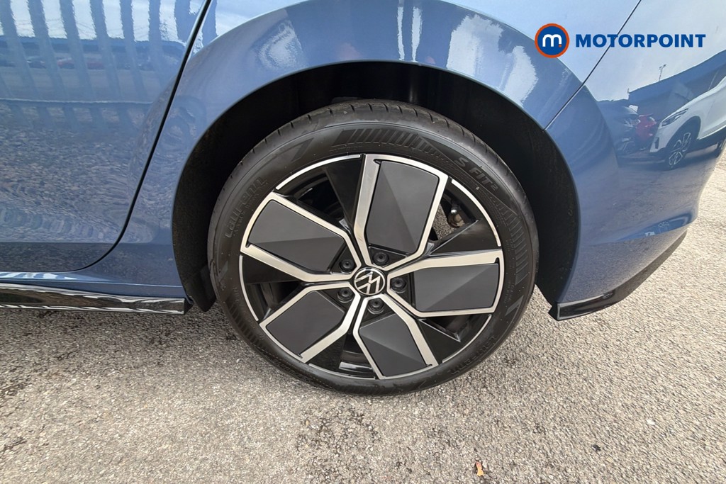 Volkswagen Golf Black Edition Manual Petrol Hatchback - Stock Number (1672324) - 20th supplementary image