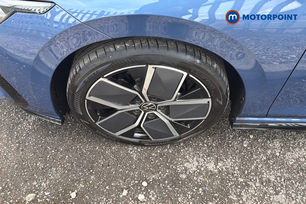 Volkswagen Golf Black Edition Manual Petrol Hatchback - Stock Number (1672324) - 38th supplementary image